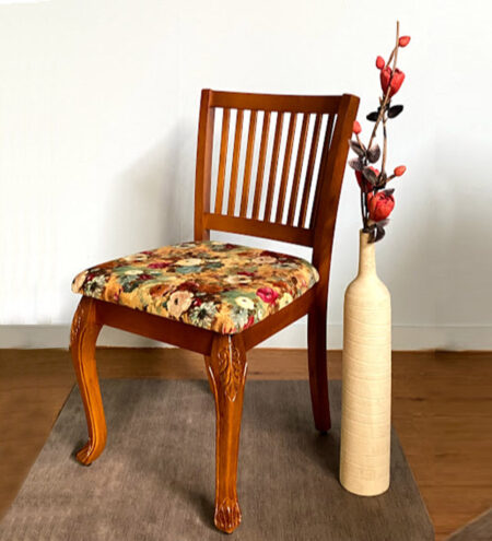 Classic Wooden Dining Chair With Lion Legs _1